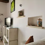 Geco Rosso Apartmán Lido di Noto